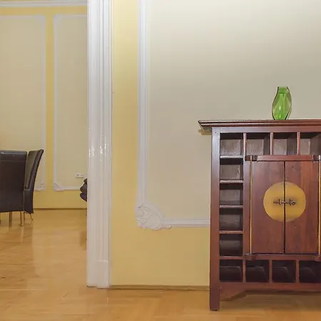 Apartment Andrassy Boulevard Budapest